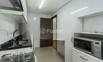 Imagem 3: Imóvel para venda possui 71 metros quadrados com 2 quartos em Bela Vista - Porto Alegre