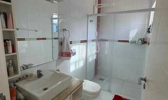 Imagem: Casa ampla com 3 dormitórios e 2 vagas