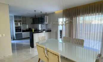 Imagem 4: Sobrado para aluguel possui 230 metros quadrados com 3 quartos em Cidade Alpha - Eusébio