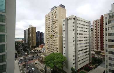Imagem 7: Lindo apartamento todo reformado à venda no coração do Batel, Curitiba -PR