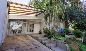 Imagem 2: Casa Térrea com 3 quartos, Suíte com Banheira e Área de Lazer Completa