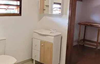 Imagem 2: Alugo SUÍTE para mulheres