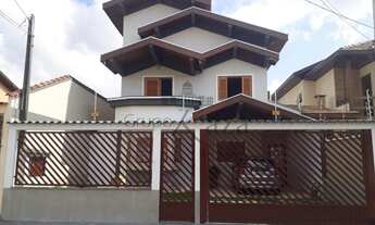 Imagem: Sobrado para venda possui 223 metros quadrados