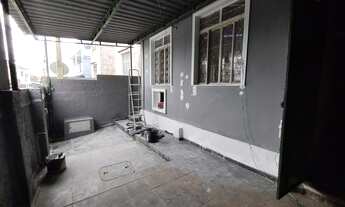 Imagem 4: Casa para venda possui 70 metros quadrados com 2 quartos em Bento Ribeiro - Rio de Janeiro