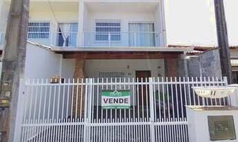 Imagem 2: 1918 Sobrado Geminado no Centro, com vista parcial para o mar