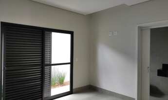 Imagem 6: Casa de condomínio térrea para venda tem 214 metros quadrados com 3 Suites