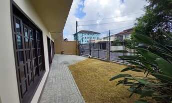 Imagem 4: Sobrado no Floresta c/ 377,00m² ideal p/ moradia ou fins comercial, perfeita conservação !