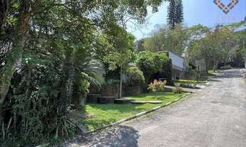 Imagem 3: Casa á venda em condomínio fechado com 5 dormitórios e 8 vagas, localizado na Granja Viana