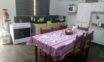 Imagem 7: Oportunidade! Chalé em Caldas Novas com 3 quartos, 1 suíte, varanda, 3km do centro