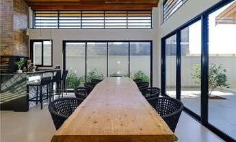 Imagem 6: Casa térrea em Condomínio com 3 dormitórios, sendo uma suíte à venda, 229 m² por R$ 1.997