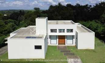 Imagem: Casa Moderna Privilegiada Pela Natureza