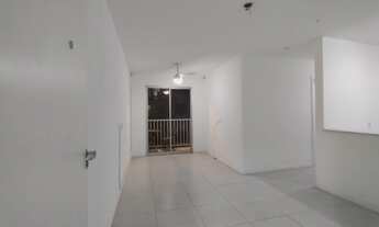 Imagem 3: Viva em um paraíso verde: Apartamento com varanda, 2 quartos, garagem e lazer completo