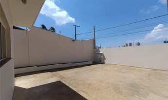 Imagem 4: Excelente imóvel no Bairro Recanto Azul, local familiar, tranquilo, bem iluminado e arbo