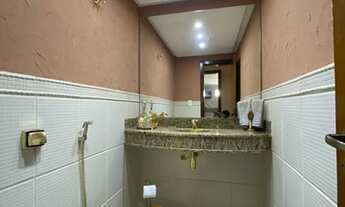 Imagem 7: Sobrado para venda possui 176 metros quadrados com 4 quartos em Areal - Brasília - DF