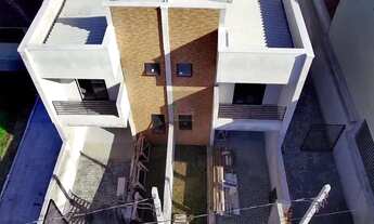 Imagem 2: Sobrado para Venda em Curitiba, Alto Boqueirão, 2 dormitórios, 2 banheiros, 1 vaga