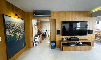 Imagem 2: Cobertura duplex para venda possui 318 metros quadrados com 4 quartos em Itaigara - Salvad