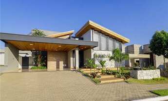 Imagem 3: Casa térrea em Condomínio com 3 dormitórios, sendo uma suíte à venda, 229 m² por R$ 1.997