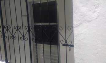 Imagem 4: Casa subsolo no Engenho de Brotas, 1/4, sala, cozinha, banheiro e área de serviço, pintada