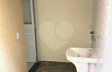 Imagem 9: Casas em condomínio fechado