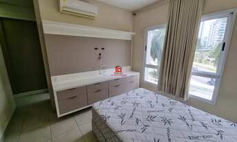 Imagem 7: Excelente apartamento mobíliado, com 4 suítes, varanda com churasqueira, no 1°andar andar
