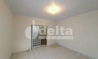 Imagem 4: Casa para aluguel, 2 quartos, 1 vaga, Martins - Uberlândia/MG