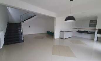 Imagem 2: Casa de condomínio para aluguel e venda tem 400 metros quadrados com 4 quartos