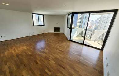 Imagem 6: Apartamento para aluguel com 202 metros quadrados com 4 quartos em Moema - São Paulo - SP