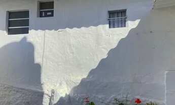 Imagem 6: Casa em quintal compartilhado com outras 7 casas