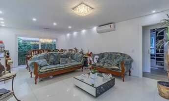 Imagem 3: Casa a venda com 3 dormitorios, 4 vagas e 484m2 no bairro Tristeza, na zona sul de Porto A