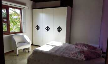 Imagem 6: Casa para aluguel com dois pavimentos possui 100 metros quadrados com 2 quartos cada pavim