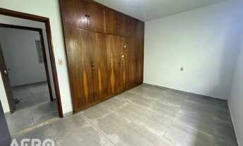 Imagem 5: Casa com 5 dormitórios (3 suítes) Jd. Marambá