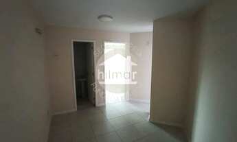 Imagem 5: ALTO PADRÃO DE ACABAMENTO! Sala Comercial 35m² no 3º Andar com Divisórias e Acabamentos de