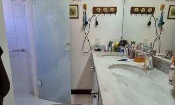 Imagem 7: Casa para Venda em Florianópolis, Campeche, 5 dormitórios, 1 suíte, 2 banheiros, 3 vagas