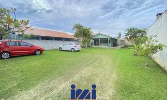 Imagem 5: Casa com amplo espaço de terreno em Pontal do sul