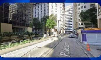 Imagem: SALA COMERCIAL - Área aproximada de 167m²