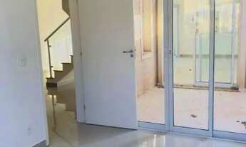 Imagem 5: Casa Sobrado em Condomínio Fechado de 03 Quartos sendo Suítes no Bairro Vila do Golf em Ri