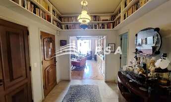 Imagem 7: EM UMA DAS RUAS MAIS TRANQUILAS DE COPACABANA, O CHARME DESTE APARTAMENTO NA LEOPOLDO MIGU