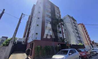 Imagem: Apartamento com 2 quartos, sacada com churrasqueira