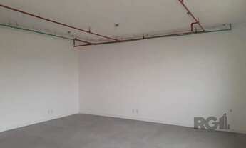 Imagem 7: Excelente sala comercial no Menino Deus, com uma vaga de garagem