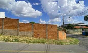 Imagem: Vendo ou alugo excelente terreno ao lado