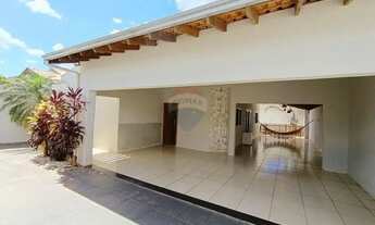 Imagem 2: Casa a venda no Jardim do lago em Penápolis