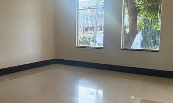 Imagem 2: Casa térrea para locação no Jardins Madri