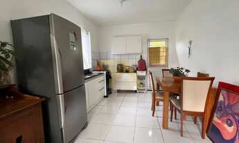 Imagem 6: Imperdível oportunidade de adquirir casa com 2 quartos, sala, banheiro, 5 vagas de garagem