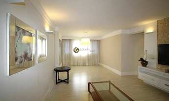 Imagem 2: Lindo apartamento todo reformado à venda no coração do Batel, Curitiba -PR