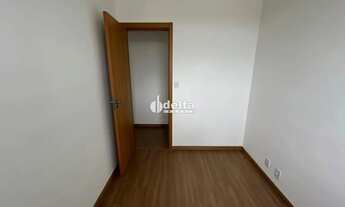 Imagem 3: Apartamento com 2 quartos sendo 1 suíte disponível para locação no Bairro Laranjeiras em U