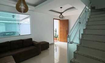 Imagem 2: Casa Mobiliada - Geminada duplex, entrada independente - 03 quartos ( 01 com armários e ca