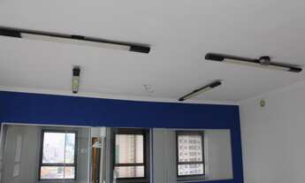 Imagem 6: Sala comercial de 60m², divisão de ambientes em drywall, andar alto e excelente localizaçã