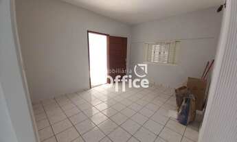 Imagem 3: Casa com 5 dormitórios para alugar, 150 m² por R$ 1.500,00/mês - Vila Góis - Anápolis/GO