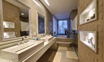 Imagem 4: Casa de condomínio para venda tem 580 metros quadrados com 6 quartos