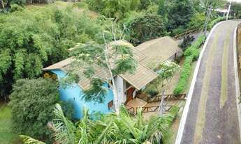 Imagem 3: Casa de condomínio para venda tem 300 metros quadrados com 4 quartos